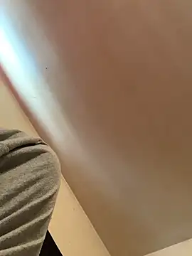 Tristris100 online show from January 28, 2025, 7:00 pm