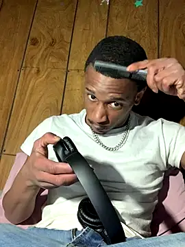 Tristris100 online show from December 8, 2024, 3:50 am