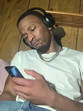 Tristris100 online show from December 7, 2024, 12:03 am