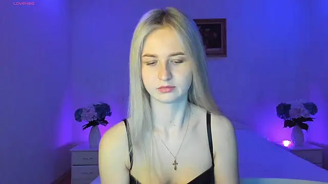 AnnaCarrera online show from March 19, 2025, 8:54 pm