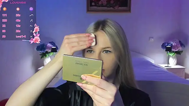 AnnaCarrera online show from February 17, 2026, 8:28 pm