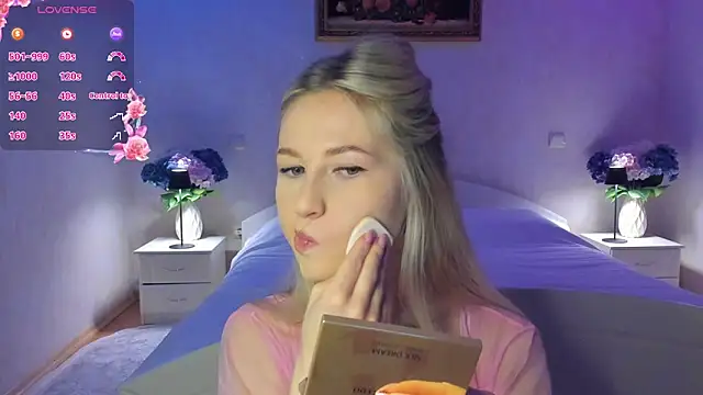 AnnaCarrera online show from February 25, 2026, 9:14 pm