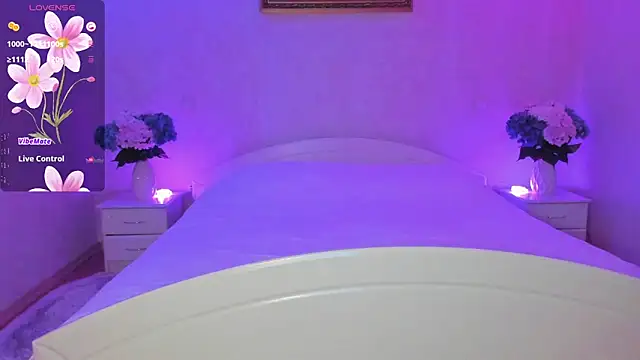 AnnaCarrera online show from October 27, 2025, 9:49 pm