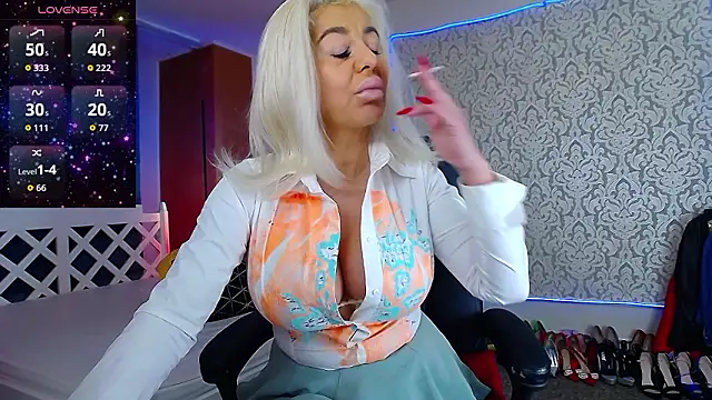 Snapshot of MissKora chatting on February 6, 2026, 5:14 am MissKora online show from February 6, 2026, 5:14 am