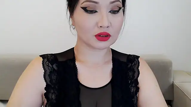 DanyMin online show from October 24, 2025, 7:29 am