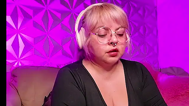 Satyn doll online show from February 6, 2026, 11:45 pm