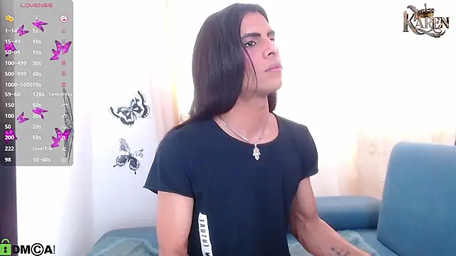 Snapshot of karen_sofia_ chatting on December 3, 2025, 12:15 pm karen sofia online show from December 3, 2025, 12:15 pm