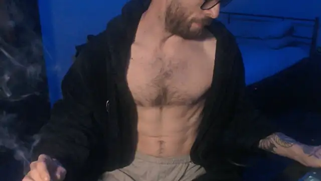 SexxxyLouis online show from March 9, 2025, 9:14 pm