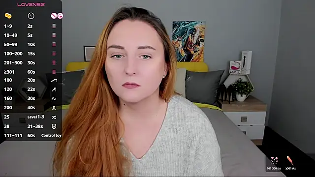 BabeLessi online show from November 9, 2025, 6:23 pm