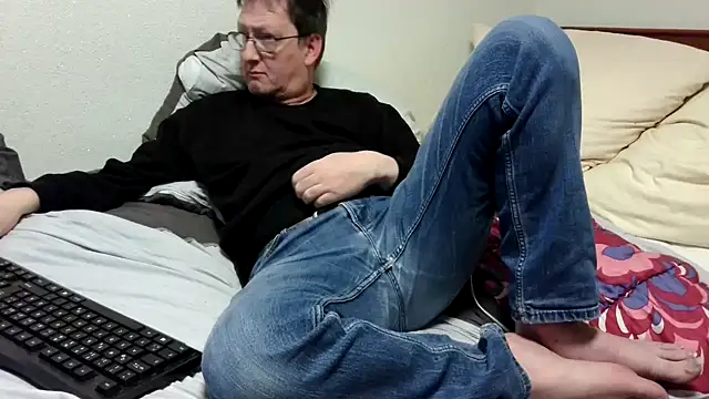 Snapshot of shymanhn chatting on March 6, 2025, 6:59 pm shymanhn online show from March 6, 2025, 6:59 pm