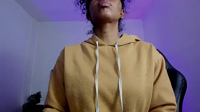 Ellie Alves online show from November 9, 2025, 2:32 pm