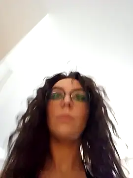 LilyOrion online show from April 16, 2026, 7:03 pm