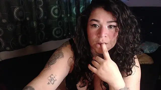 Snapshot of ANGELIQUE_KLANE chatting on June 1, 2026, 2:39 pm ANGELIQUE KLANE online show from June 1, 2026, 2:39 pm