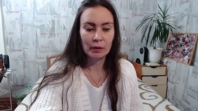 GinaQSoul online show from October 13, 2025, 8:05 am