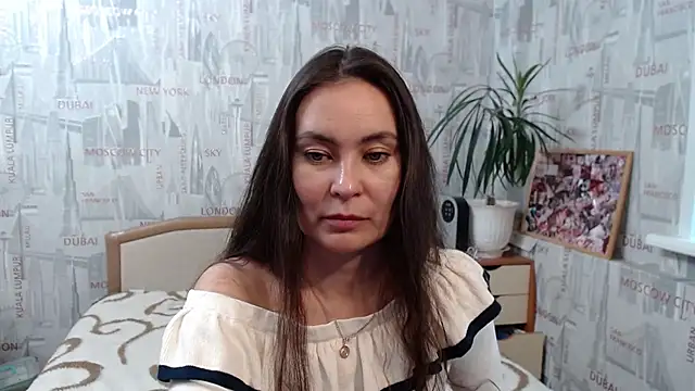 GinaQSoul online show from October 23, 2025, 11:09 am