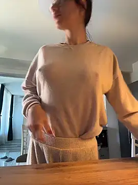 AlyonaX online show from October 20, 2025, 8:37 am