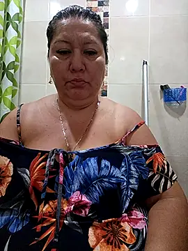 Brenda Berck  online show from November 17, 2025, 12:53 pm