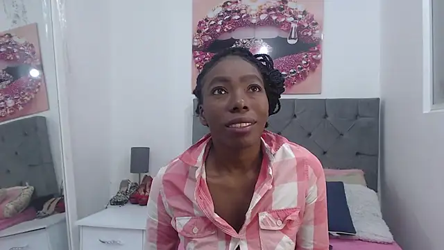 kirajohnson online show from February 18, 2025, 5:53 pm