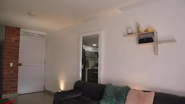  Vahos  online show from October 24, 2025, 5:12 pm