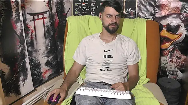 00george online show from June 7, 2026, 8:58 pm