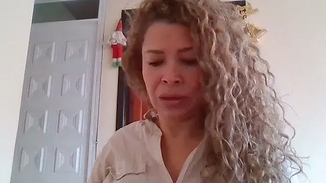 Snapshot of dalilasquirt1 chatting on December 26, 2024, 3:20 pm dalilasquirt1 online show from December 26, 2024, 3:20 pm