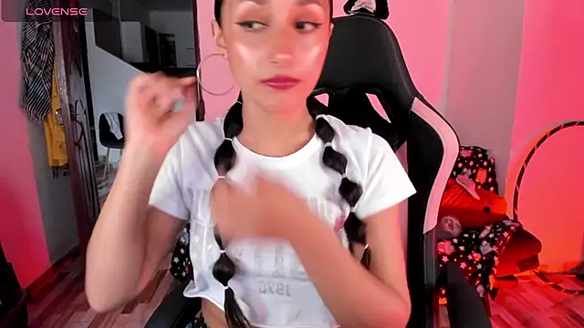 adrena 10 online show from February 15, 2026, 9:36 pm