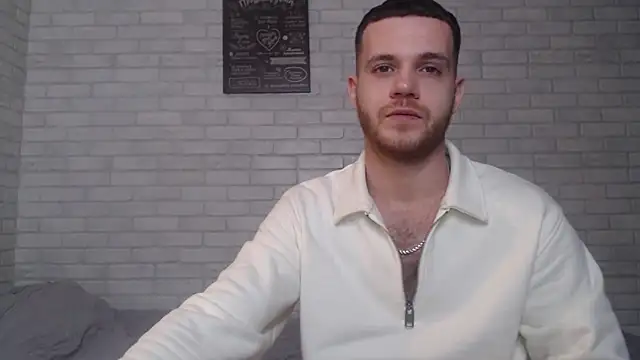 Alexxx horny online show from February 1, 2025, 5:58 pm