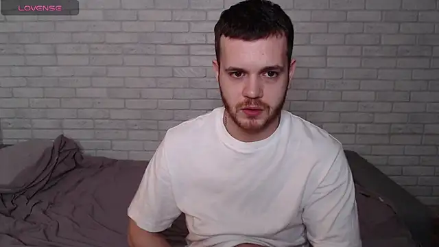 Alexxx horny online show from March 11, 2026, 4:56 pm