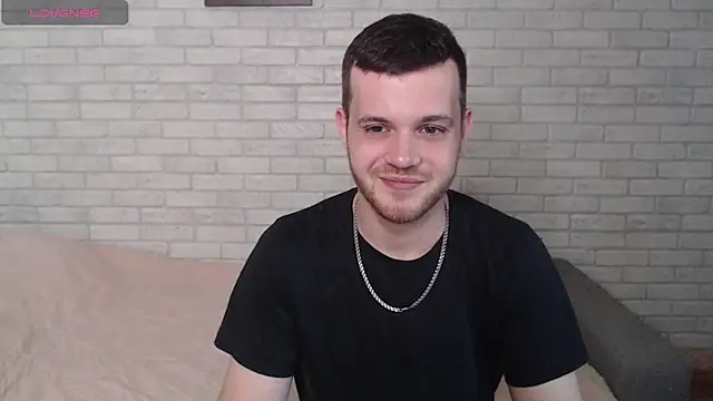 Alexxx horny online show from August 2, 2026, 1:42 pm