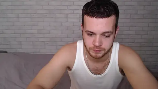 Alexxx horny online show from November 14, 2025, 2:43 pm