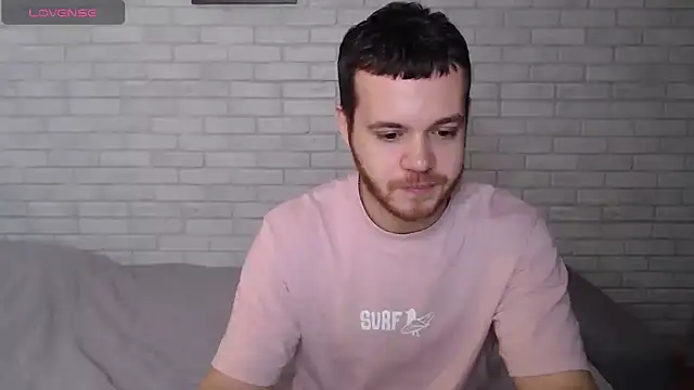 Alexxx horny online show from November 28, 2025, 4:01 am