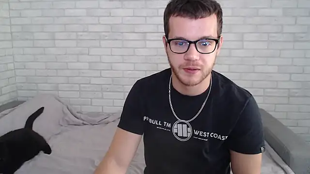 Alexxx horny online show from September 30, 2025, 7:58 am