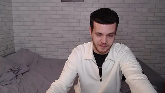 Alexxx horny online show from March 13, 2025, 3:28 pm