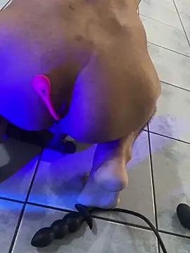 jackbigo online show from March 3, 2025, 2:44 am