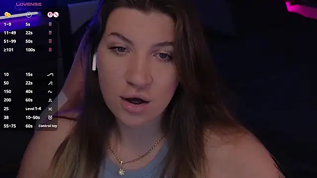 Snapshot of Fairy__Sofia chatting on November 5, 2025, 8:39 am Fairy Sofia online show from November 5, 2025, 8:39 am