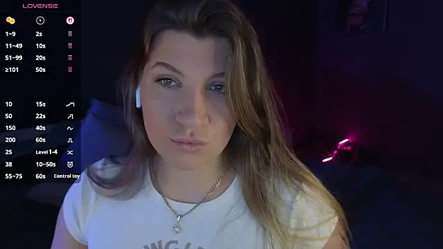 Snapshot of Fairy__Sofia chatting on October 21, 2025, 10:25 am Fairy Sofia online show from October 21, 2025, 10:25 am