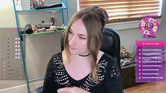 luluvaladon online show from March 8, 2025, 10:45 pm