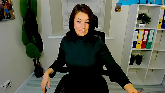 AnaMills online show from September 24, 2025, 3:07 pm