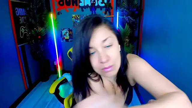 AnaMills online show from January 10, 2026, 10:10 am