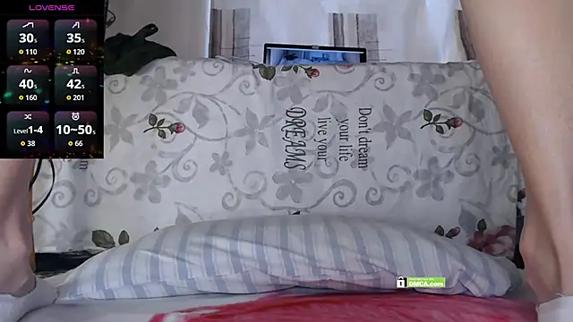 Angel-Demon20 online show from December 19, 2025, 9:44 am