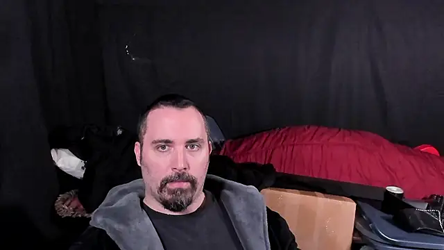 Snapshot of Metalstud chatting on January 16, 2026, 9:41 pm Metalstud online show from January 16, 2026, 9:41 pm