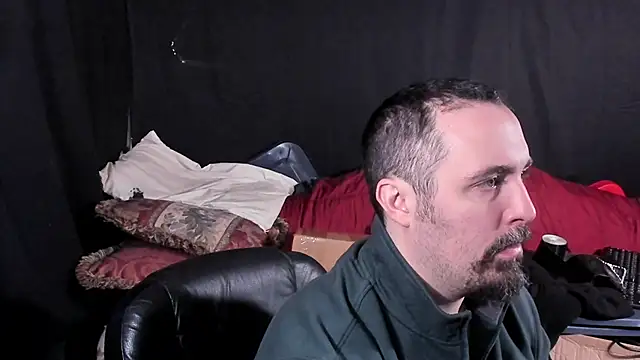 Metalstud online show from January 14, 2026, 5:49 pm