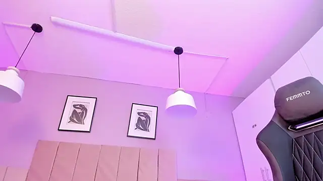 Inndrahot online show from February 28, 2025, 3:48 am