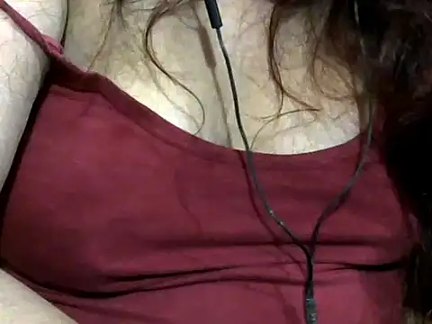 giga-bite online show from November 7, 2025, 6:12 pm