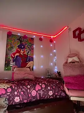 Emma Brown 12 online show from September 19, 2025, 9:30 pm