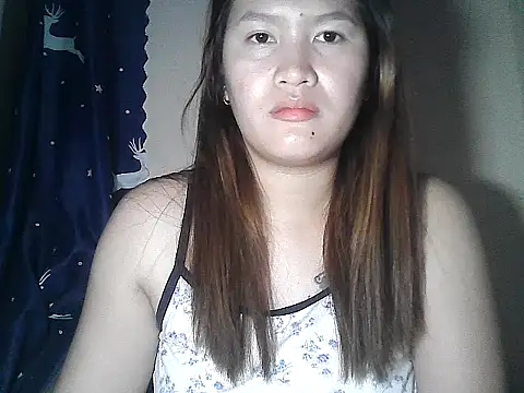 Snapshot of leamorena chatting on November 10, 2025, 4:23 pm leamorena online show from November 10, 2025, 4:23 pm