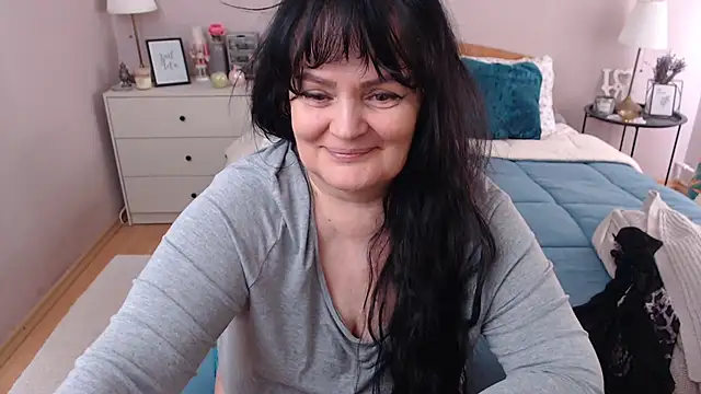 Snapshot of LeveMe2Nightt chatting on February 22, 2026, 12:40 pm LeveMe2Nightt online show from February 22, 2026, 12:40 pm