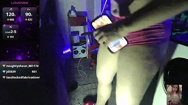 Blondiewithanass online show from January 13, 2026, 5:06 pm