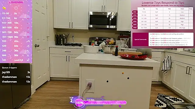 Snapshot of Blondiewithanass chatting on March 21, 2025, 9:45 am Blondiewithanass online show from March 21, 2025, 9:45 am