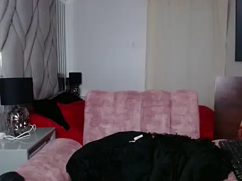 beautifulunna  online show from January 18, 2026, 2:48 am